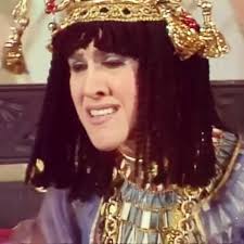 OH THAT CRAZY CLEO!!!🐍🤣 Ruth Buzzi &...