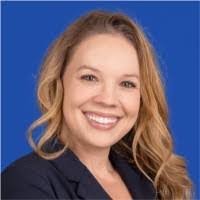 Melissa Parr's Instagram, Twitter & Facebook