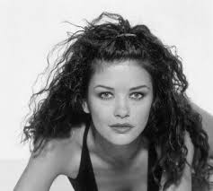 Beautiful Black Actresses In Their 20s 25 Pictures Of Young Catherine Zeta Jones Catherine Zeta Jones Catherine Zeta Jones Young Catherine