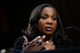 🚨 BREAKING: Judge Blocks Trump's Attempt to Fire Federal Reserve Governor  Lisa Cook 🚨 A federal judge just ruled that President Trump cannot remove  Fed Governor Lisa Cook, saying the move violated