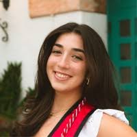 100+ perfiles de «Venia»