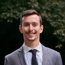 Adam Manes's Instagram, Twitter & Facebook