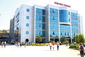 Yeditepe üniversitesi göz hastalıkları araştırma ve uygulama merkezi. Igu Yerleskeleri Istanbul Gelisim Universitesi