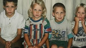 Een van de jongere kinderen, die tot nog toe altijd achter hun vader hebben gestaan, heeft nu ook het gezin verlaten. Eerste Aflevering Documentaire De Kinderen Van Ruinerwold Nu Op Npo Start Moviemeter Nl