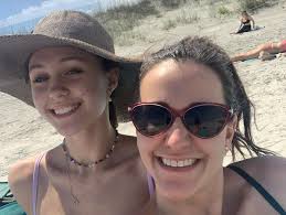 Danielle Nauta (@sweett_sunsett) • Instagram photos and videos