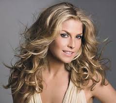 She is known for her roles in the final destination and ali is the daughter of margaret, a realtor, and danforth cowperthwait larter, a trucking executive. Gorgeous At Any Age Ali Larter Glamour