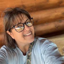 💙6A State Bound In the girls words, “we be sharkin.”