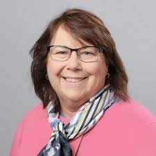 Sharon Maynard's Instagram, Twitter & Facebook