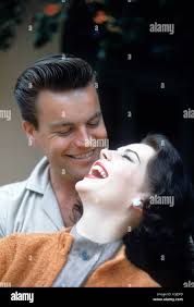 Robert wagner 1950s hi-res stock photography and images