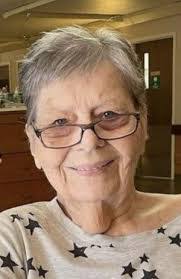 Brenda Fosdick's Instagram, Twitter & Facebook