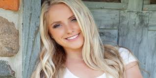 Jada Spence's Instagram, Twitter & Facebook