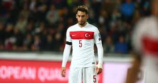 Türkiye türkiye u21 türkiye u20 türkiye u19 türkiye u17 türkiye u16. Hakan Calhanoglu Kimdir Nereli Kac Yasinda O Ses Turkiye Ye Konuk Olan Hakan Calhanoglu Cokertme Performansi Son Dakika Spor Haberleri