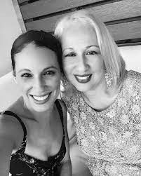 Mary Jakubiak's Instagram, Twitter & Facebook