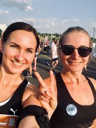 ABL #B2RUN Team: Oliver Meyer, Sascha Wein, Florian Kroder, Valery  Antiporovich, Klaus Lohmüller, Bastian Dennerlein, Philipp Erndt, Nico  Fritsch, Kathrin Kiesel, Erika Holstein, Anastasia Radezki, Svetlana Mais,  Vera Kunstmann!