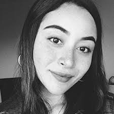 Lorena Guardado's Instagram, Twitter & Facebook