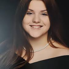 Congratulations to the Brookings High School graduating Class of 2025!  Shout out to these two amazing young women with whom we've had the pleasure  of working with at fiona bean...we can't wait