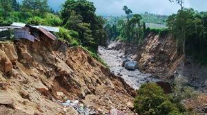 Longsor di sumedang, jawa barat. Apa Saja Jenis Dan Karakteristik Bencana Alam Tirto Id