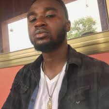 Lots of failed strict HSPUs. I tried negatives and moved to kipping so I  could do something instead of nothing. I do have fun while attempting at  least. 😊