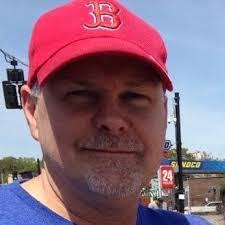 Robin Geddes's Instagram, Twitter & Facebook