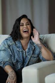Pin Em Demi Lovato