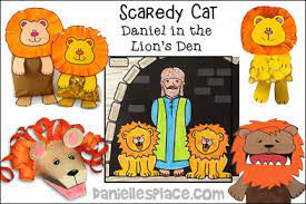 Daniel identifies himself as the author of the book in daniel 12:4 and jesus also identified him in matt 24:15. Daniel In The Lion S Den Bible Lessons