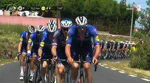 Win the yellow jersey with the official game of the tour de france 2021. Tour De France On Twitter Breaking Water Is Wet In Other News Tim Declercq Is Leading The Peloton Ecartez Vous El Tractor Prend Ses Responsabilites Tdf2021 Https T Co Yb7kbei2su