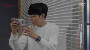 Lucky romance is a romantic comedy that has been perfectly showcasing ryu jun yeol's talents as an actor. ì§' Home