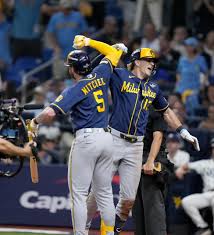 Brewers fans on social media experience a 12th inning of big swings
