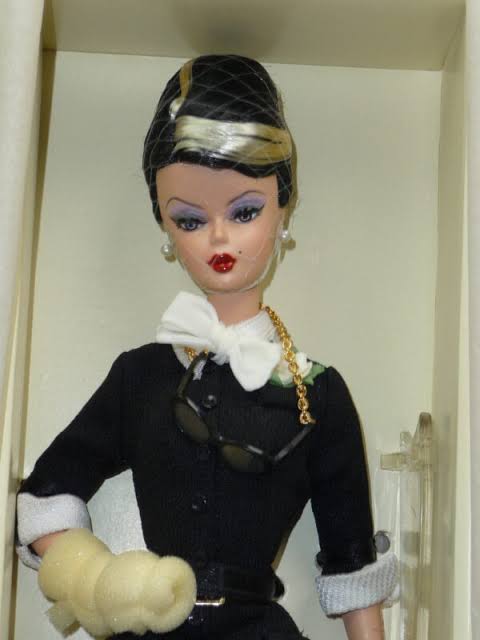 Silkstone Barbie The Shopgirl - Gigis Dolls