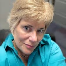 Good morning. I'm new to the area and am looking for a recommendation for a  great plastic surgeon for post mastectomy issues. Anything would be  appreciated.