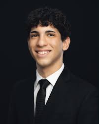 👨‍🎓Alan Rafael Tejada Ovalles 🕺Nicknames: Alan el koala, Alanbrito,  Alandinchi 🏫Years: 16 📚Major: Medicina (PUCMM🇩🇴) 👀Quotes: “As we  should” “No way” “For real?” “Mornin” “Eso no es muy lasallista de tu  parte” “