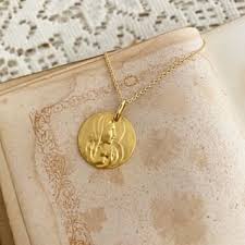 Maison La Couronne Maisonlacouronne Photos Et Videos Instagram In 2020 Gold Necklace Jewelry Gold