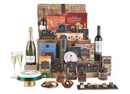 Some features of the site may not work correctly. Best Christmas Food Hampers 2020 M S John Lewis Aldi And More Goodtoknow