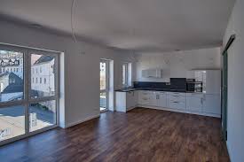 Wir geben ihnen einen überblick an passenden wohnungen in ihrer wunschstadt, von privat und von maklern. 2 Zimmer Wohnung Zu Vermieten Koblenzer Strasse 3 5 55469 Simmern Hunsruck Rhein Hunsruck Kreis Mapio Net