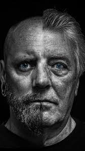 This is how it's done! @robinson.c9 • @drews.gram @_kobby.yy • @nag.gee •  @augusco.ediboard💚🖤 Link in our bio🔗