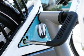 You want your bike to be safe, but it can be a hassle lugging around a lock that's super heavy. Smart Metro Bike Metro Bike Share