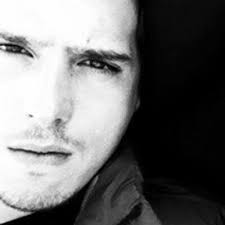 daniel macias (@_dmacias)