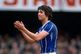 Former england footballer gary lineker is set to welcome a refugee to live in his home with him. Gary Lineker It Is Mad That It Has Been So Long Since Leicester City Have Been In An Fa Cup Semi Final The Athletic