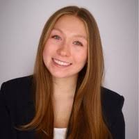 Helene Mitchell's Instagram, Twitter & Facebook