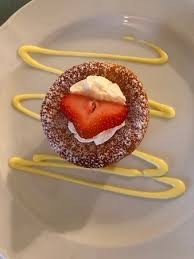 200 g di biscotti di digestive in alternativa qualsiasi biscotti secchi. Cheese Cake Al Philadelphia Con Sala Alle Fragola Picture Of Grand Hotel Smeraldo Beach Baia Sardinia Tripadvisor