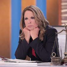 Caso Cerrado - Telemundo - ¿En qué estaría pensando la doctora Ana Maria  Polo en este momento? | Facebook