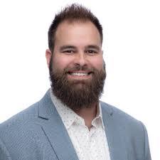 Vanessa Lusk's Instagram, Twitter & Facebook