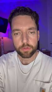 New demo. What do y’all think? #songwriter #popmusic #ableton #singer #dj