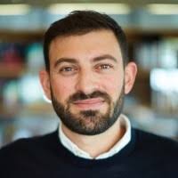 400+ perfiles de «Michaelides»