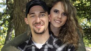 Brittany Eidenmiller to wed Jonathan D'Amico in 2017