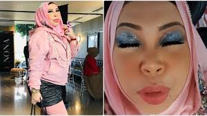I donno why adore sangat dengan dato' vida ni. Solekan Ala Glitter Sendiri Dato Seri Vida Dipuji Ramai Macam Elsa Lubuk Maklumat Viral