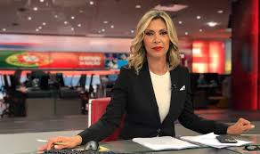 Últimos dias, disney+ apenas 6,99 euros por mês. Clara De Sousa O Bom Jornalista E Um Soldado Da Verdade Ualmedia