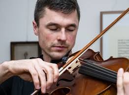 The violist and the luthier