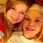 Diana Mobley's Instagram, Twitter & Facebook