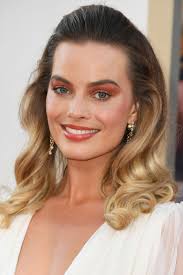 For as long as we can remember (and by that we mean since approximately 2010), the ombre has been hot. Blonde Ombre Hair Celebrities Novocom Top
